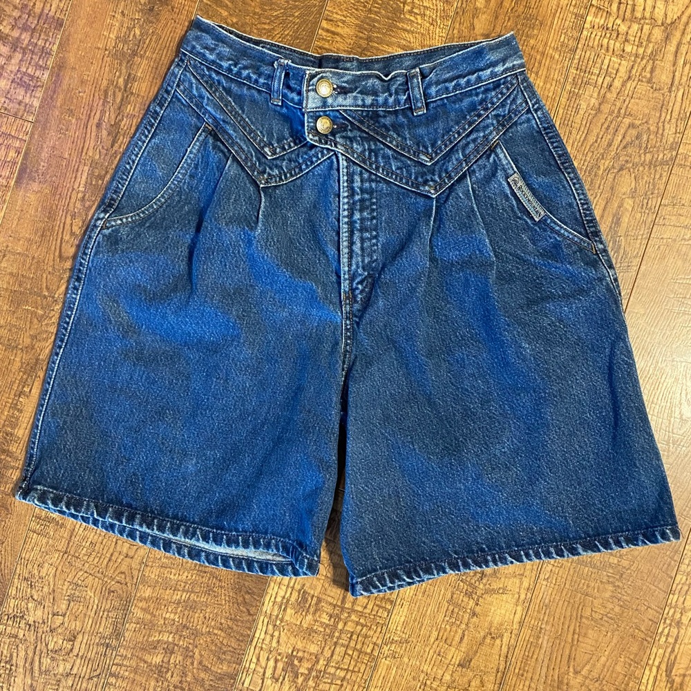 High-Waisted Blue Jean Shorts with Pleats